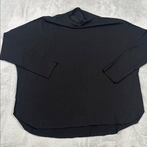 Frank & Eileen Classic Black Top